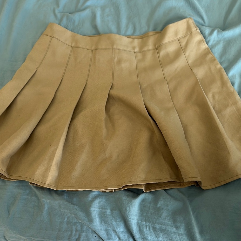 Elegant Tan Pleated Skirt